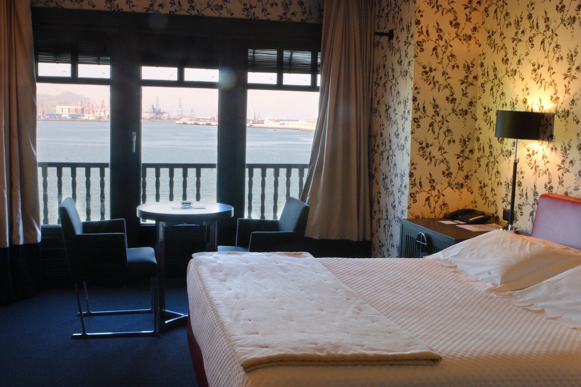 Ercilla Embarcadero Hotel Getxo Pokoj fotografie